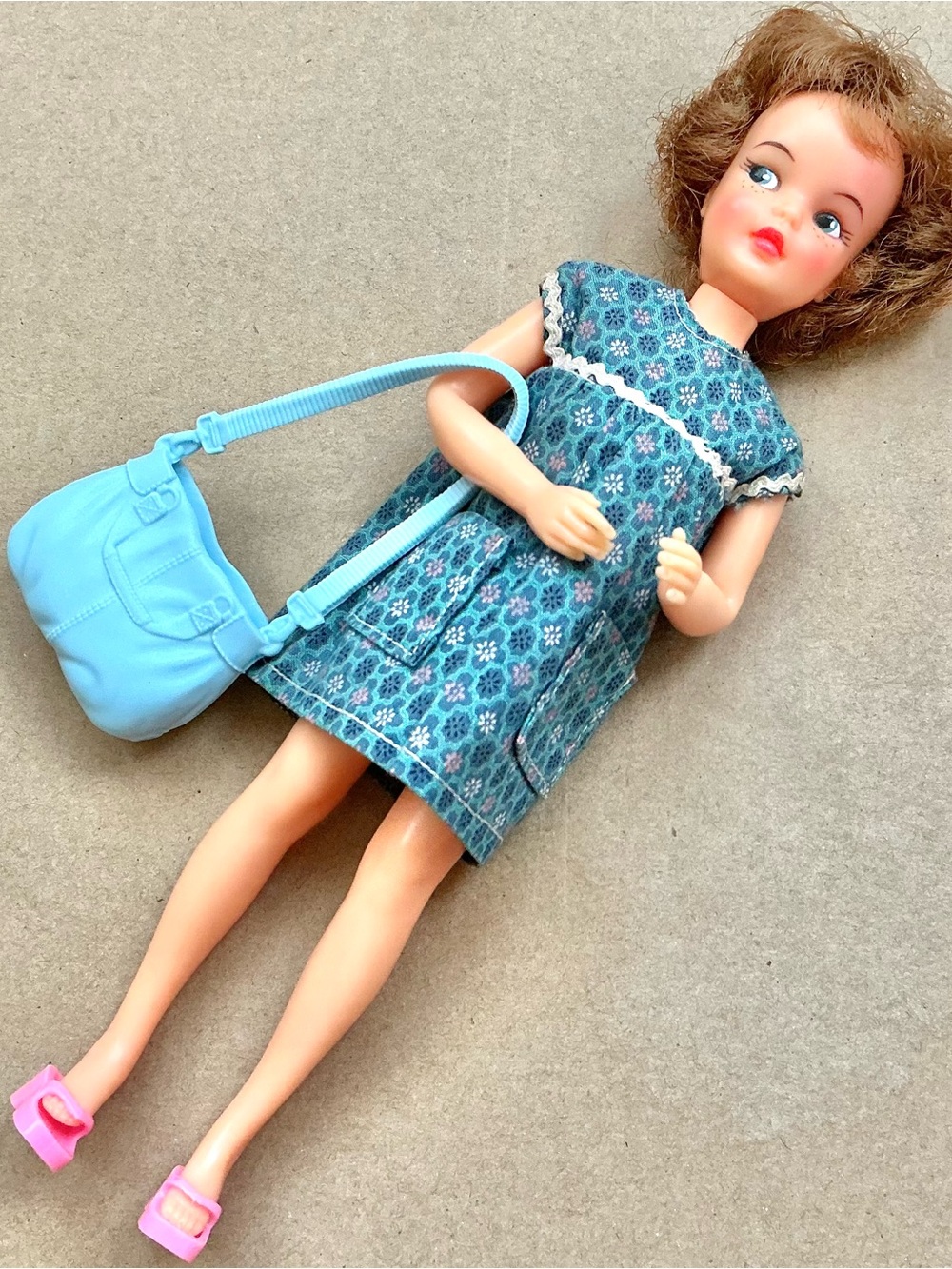 Ideal Tammy pos’n pepper doll 9” redressed with bag vintage 1964